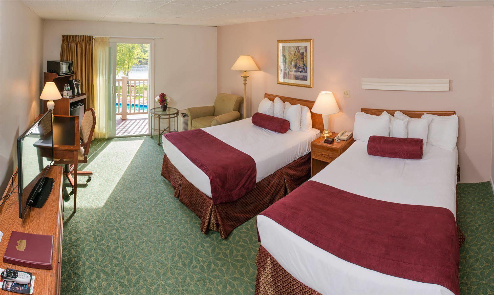 University Inn Academic Suites Orono Exterior photo